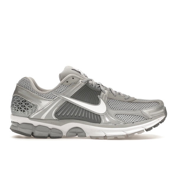Nike ナイキ メンズ スニーカー  【Nike Zoom Vomero 5 Cool Grey】  大きさ US_M_4 Wolf Grey/White/Metallic Silver/Cool Grey/Metallic Platinum/Wolf Grey