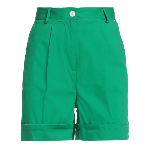 【送料無料】 ル サルテ デル ソーレ レディース カジュアルパンツ ボトムス Shorts & Bermuda Shorts Green｜asty