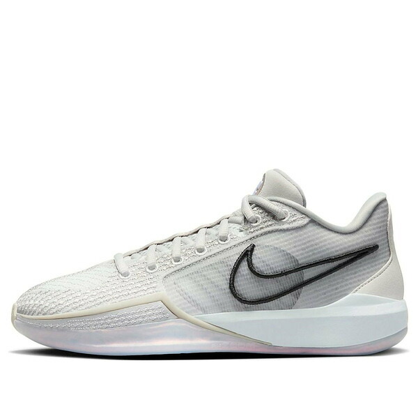 Nike ナイキ レディース スニーカー Photon Dust/Oxygen Purple/Light Smoke Grey/Anthracite 【(WMNS) Nike Sabrina 1 EP \u0027Ionic\u0027 FQ3389-010】  大きさ US_5.5(22.5糎)