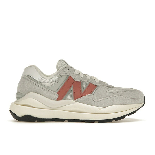 New Balance ニュー平衡にする レディース スニーカー  【New Balance 57/40 Light Aluminium Mineral Red White (Women\u0027s)】  大きさ US_7(24.0糎) Light Aluminium/Mineral Red/White