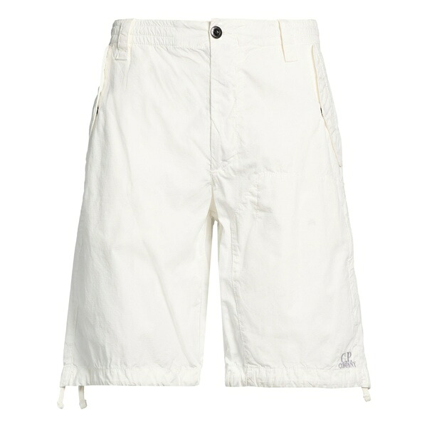 【送料無料】 シーピーカンパニー メンズ カジュアルパンツ ボトムス Shorts & Bermuda Shorts White|asty
