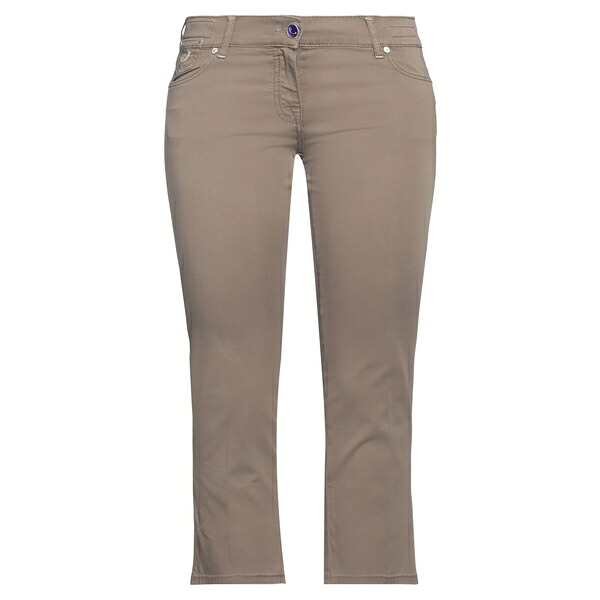 【送料無料】 ヤコブ コーエン レディース カジュアルパンツ ボトムス Pants Grey｜asty