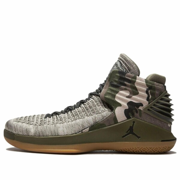 Jordan ジョーダン メンズ スニーカー  【Air Jordan 32 \u0027Veterans Day\u0027 AA1253-200】  大きさ US_8.5(26.5珊)