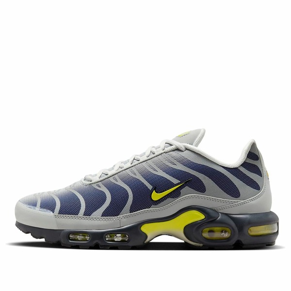 Nike ナイキ メンズ スニーカー  【Nike Air Max Plus \u0027Grey Navy Neon Yellow\u0027 FZ4622-001】  大いさ US_6.5(24.5糎)