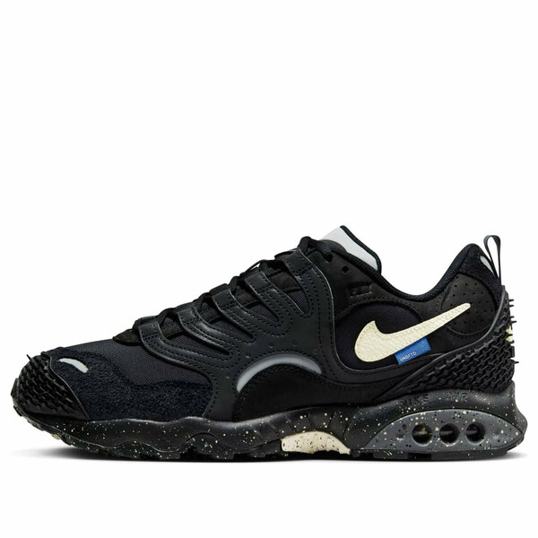 Nike ナイキ メンズ スニーカー  【Nike x Undefeated Air Terra Humara \u0027Black\u0027 FN7546-002】  大きさ US_9.5(27.5糎)