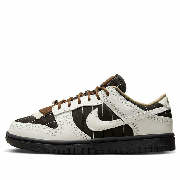 Nike ナイキ レディース スニーカー  【(WMNS) Nike Dunk Low \u0027Summit White and Cacao Wow\u0027 FV3642-010】  大いさ US_W_13.5 レディース靴-スニーカー