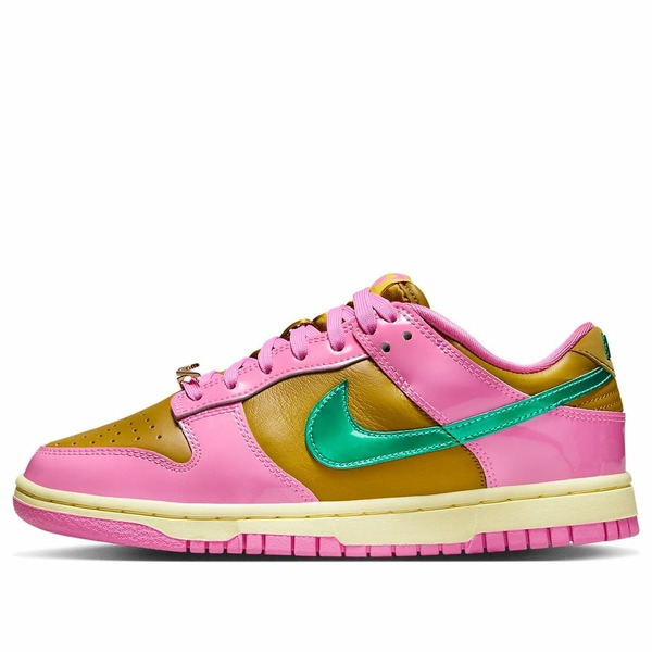 Nike ナイキ レディース スニーカー  【(WMNS) Nike x PARRIS GOEBEL Dunk Low \u0027Playful Pink\u0027 FN2721-600】  大きさ US_W_12