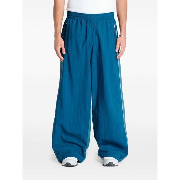 アディダス メンズ 心地よいズボン下 ボトムス X og la venice striped wind trousers Blue
