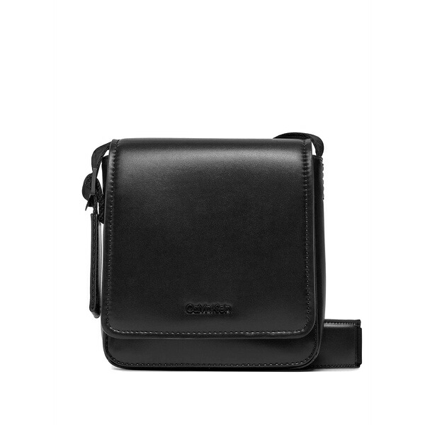 カルバンクライン メンズ ショルダーバッグ 御徒面子 Foldover debossed-logo shoulder bag Black