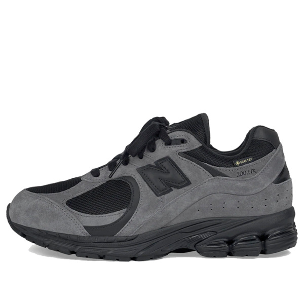 New Balance ニューバランス メンズ スニーカー 【New Balance x JJJJound 2002R GORE-TEX 'Charcoal' M2002RXZ】 サイズ US_7.5(25.5cm)｜asty
