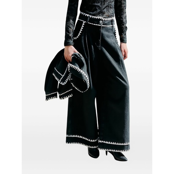 ファーム リオ レディース デニムパンツ ボトムス Crochet-embroidered jeans Black｜asty