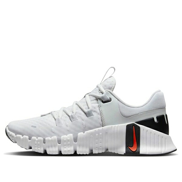 Nike ナイキ レディース スニーカー  【(WMNS) Nike Free Metcon 5 \u0027Photon Dust Picante Red\u0027 DV3950-002】  大きさ US_7(24.0糎)