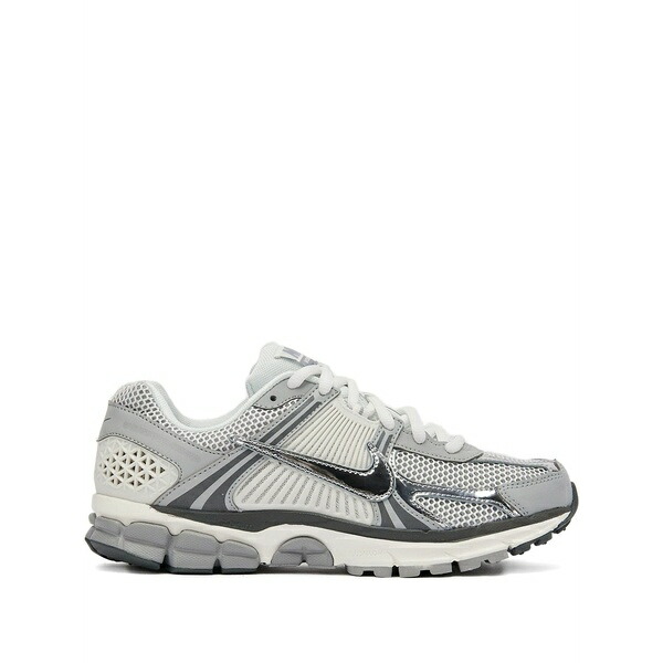 ナイキ メンズ スニーカー シューズ Zoom vomero 5 sneakers White