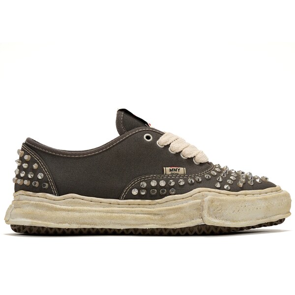 Maison Mihara Yasuhiro ミハラヤスヒロ メンズ スニーカー  【Maison Mihara Yasuhiro Baker OG Sole Studded Canvas Low Grey】  大いさ US_M_4 Grey