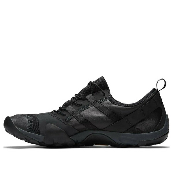 New Balance ニューバランス メンズ スニーカー 【New Balance MT10O x ISSEY MIYAKE 'Black' MT10OIS】 サイズ US_M_4.5｜asty 114,900円