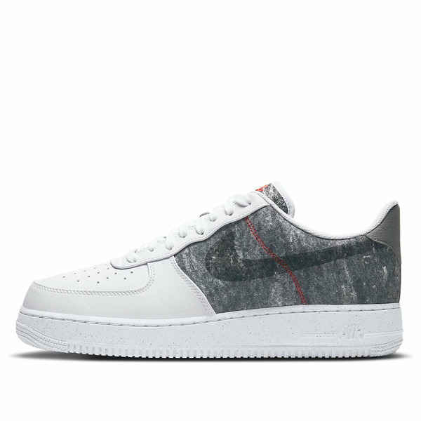 Nike ナイキ メンズ スニーカー  【Nike Air Force 1 \u002707 LV8 \u0027Recycled Wool Pack - White Light Smoke Grey\u0027 CV1698-100】  大きさ US_7.5(25.5珊)