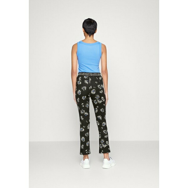 マーク ケイン レディース カジュアルパンツ ボトムス Trousers Black ...