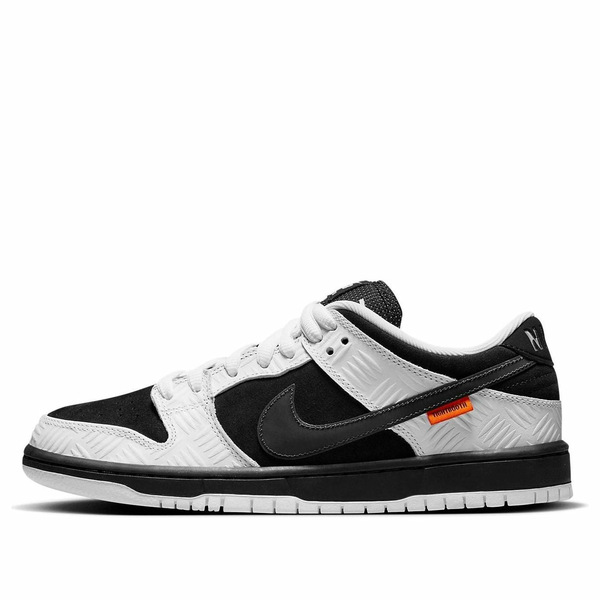 Nike ナイキ メンズ スニーカー  【Nike x TIGHTBOOTH SB Dunk Low \u0027White Black\u0027 FD2629-100】  大きさ US_11.5(29.5珊)