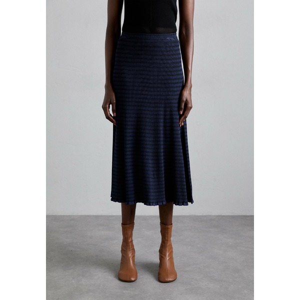 スカート R13 Women Skirts R13WD100D239DARVINBLACK Black Dakota Denim Skirt - Broken Black – Universal Standard