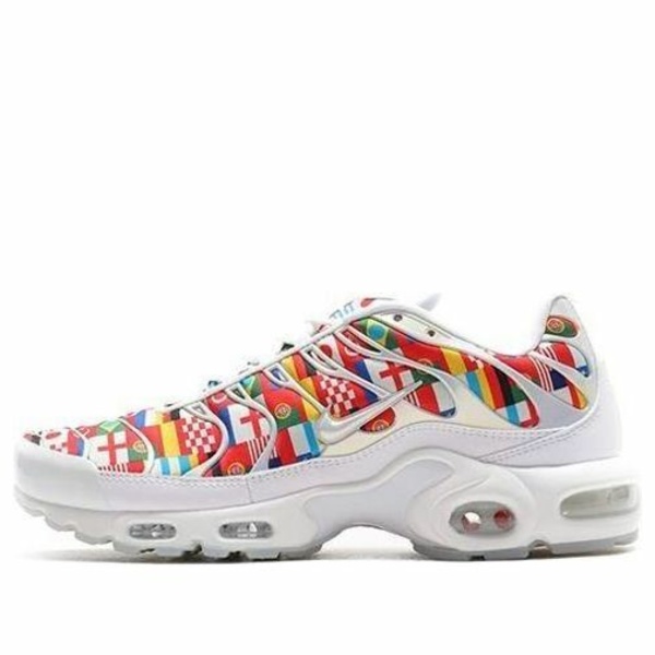 Nike ナイキ メンズ スニーカー エア湖マックス 【Nike Air Max Plus \u0027International Flag\u0027 AO5117-100】  大きさ US_M_4