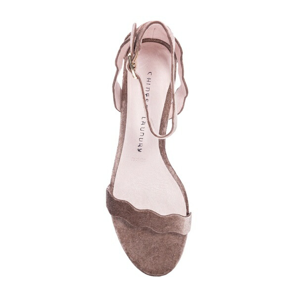 レビュー投稿で選べる特典 Chinese Laundry チャイニーズランドリー レディース 女性用 シューズ 靴 ヒール Rubie Scalloped Sandal Dark Nude Micro Suede チャイニーズランドリー レディース サンダル シューズ Rubie Scalloped Sandal NUDE