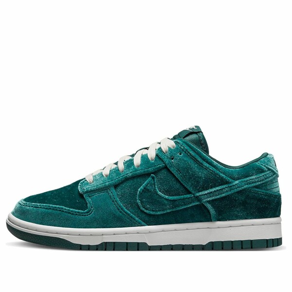 Nike ナイキ レディース スニーカー 【(WMNS) Nike Dunk Low \'Green Velvet\' DZ5224-300】 サイズ US_6.5(23.5cm)|asty