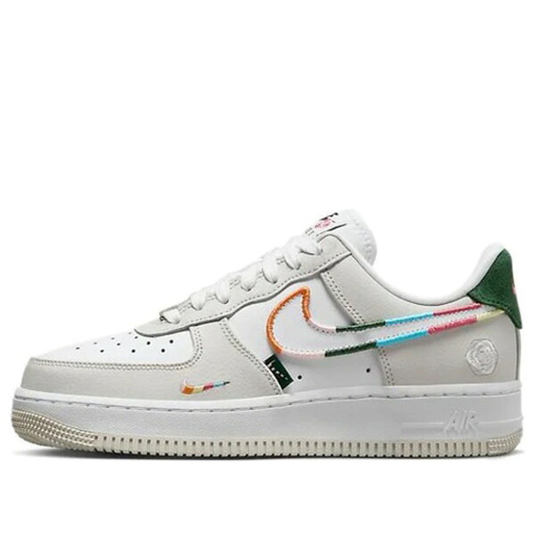 Nike ナイキ レディース スニーカー  【(WMNS) Nike Air Force 1 Low \u0027All Petals United\u0027 FN8924-111】  大きさ US_8.5(25.5糎)
