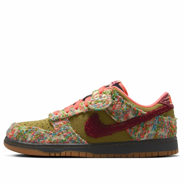Nike ナイキ メンズ スニーカー 【Nike Dunk Low Panda Monium 'Green Curry' IB2263-300】 サイズ US_12.5(30.5cm)｜asty