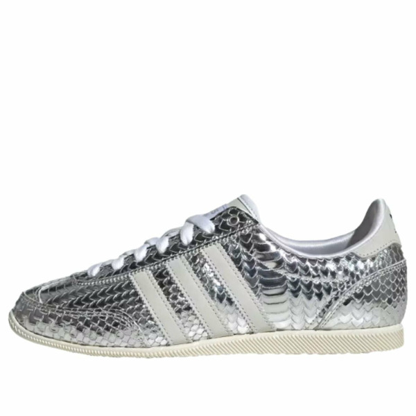 adidas アディダス レディース スニーカー  【(WMNS) adidas Japan ilver Metallic Cloud White KH9017】  サイズ US_W_10.5