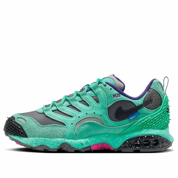 Nike ナイキ メンズ スニーカー  【Nike x Undefeated Air Terra Humara \u0027Light Menta\u0027 FN7546-301】  大きさ US_M_3.5