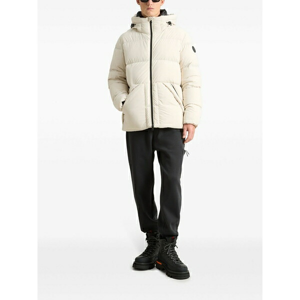 絨毛 一財産 メンズ 上衣＆上衣 アウター Sierra padded jacket  White コート・ジャケット-メンズファッション