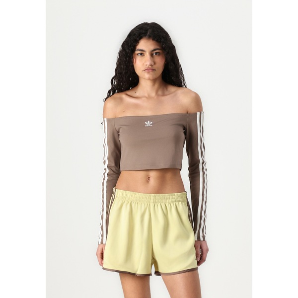 adidas Originals Off Shoulder 長袖Tシャツ 関税送料込 adidas tシャツ OFFSHOULDER LS / アディダス オフショルダー