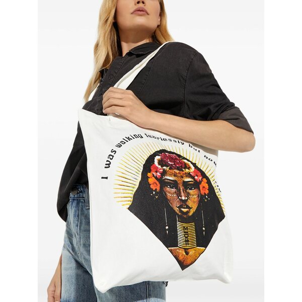 一 ティースプーン メンズ トートバッグ 御徒面子 Double-handle shopper bag White