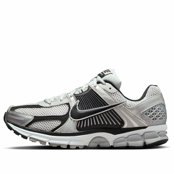 Nike ナイキ メンズ スニーカー  【Nike Zoom Vomero 5 \u0027Metallic Silver Black\u0027  FJ4151-004】  大いさ US_12.5(30.5糎) メンズ靴-靴-スニーカー