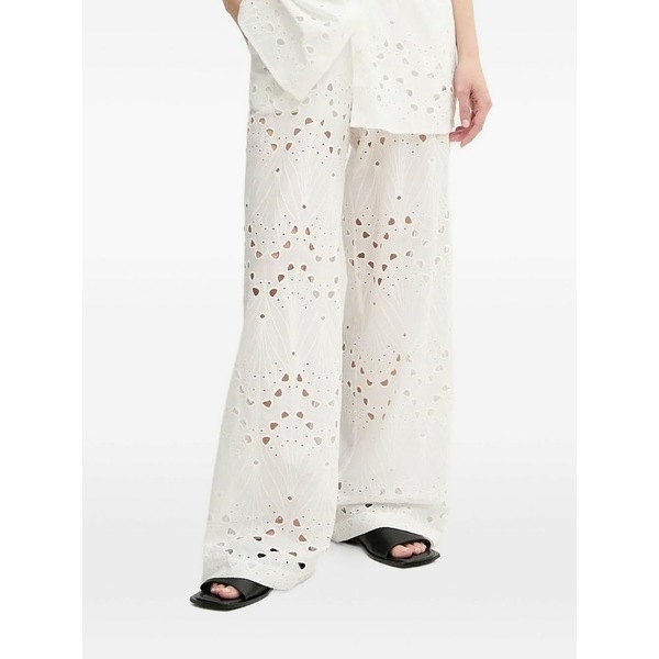 ゲタス レディース 心地よいズボン下 ボトムス Eyelet-embroidery straight trousers White ボトムス-パンツ