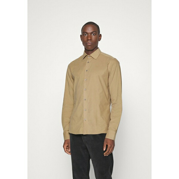 サンド コペンハーゲン メンズ シャツ トップス Soft Mini Iver Shirt Light Camel 限定タイムセール