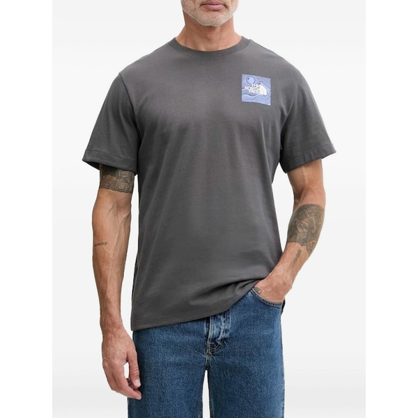ノースフェイス メンズ Tシャツ トップス Graphic-print t-shirt Grey｜asty