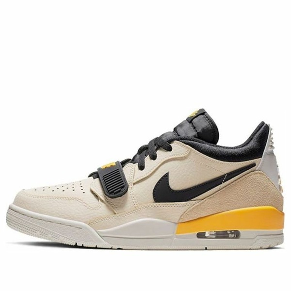 Jordan ジョーダン メンズ スニーカー 【Air Jordan Legacy 312 Low \u0027Pale Vanilla\u0027 CD7069-200】  大きさ US_8.5(26.5糎)