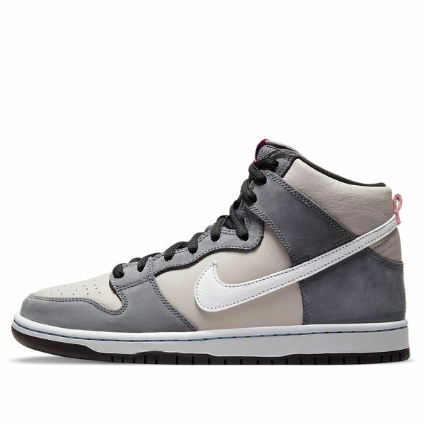 Nike ナイキ メンズ スニーカー 【Nike SB Dunk High Pro 'Medium Grey' DJ9800-001】 サイズ US_12(30.0cm)｜asty 105,900円