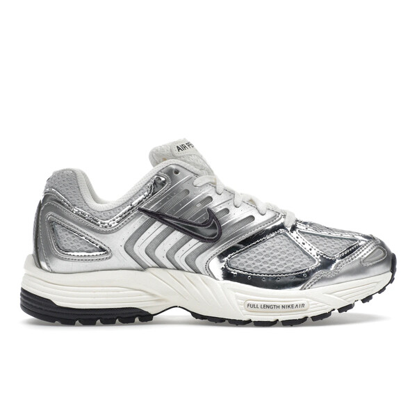 Nike ナイキ レディース スニーカー  【Nike Air Peg 2K5 Chrome (Women)】  サイズ US_7.5(24.5cm) Photon Dust/Chrome/Gridiron/Sail