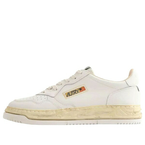 AUTRY オートリー メンズ スニーカー 【AUTRY ? Maison MIHARA YASUHIRO General Scale Medalist Low Supervintage 'White' C15FW301-WHITE】 サイズ US_11(29.0cm)｜asty
