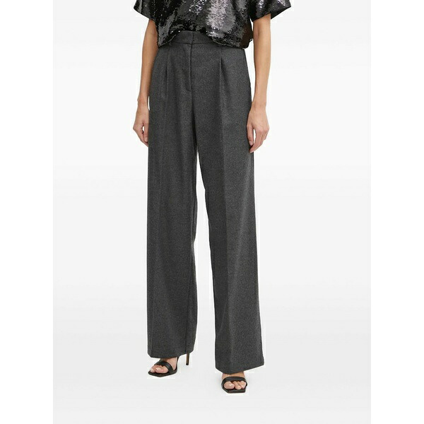フォルテ フォルテ レディース カジュアルパンツ ボトムス Pleated trousers Grey｜asty