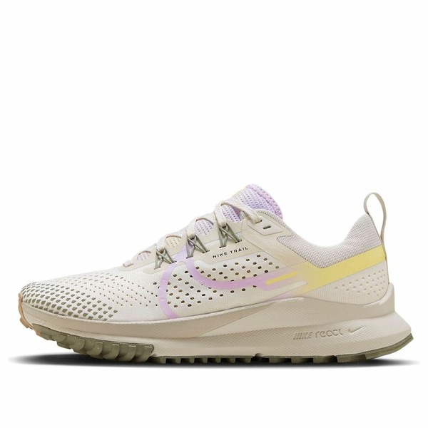 Nike ナイキ レディース スニーカー 【(WMNS) Nike Pegasus Trail 4 \'Tan\' FZ5060-095】 サイズ US_7.5(24.5cm)|asty