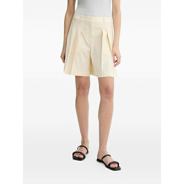 行動論理 レディース 心地好いズボン下 ボトムス Pleated-front tailored shorts Neutrals
