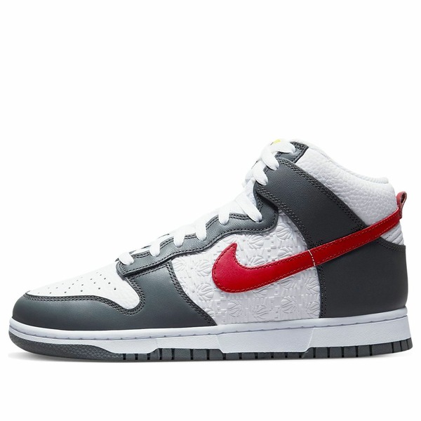 Nike ナイキ メンズ スニーカー ダンク 【Nike Dunk High \u0027Embossed Basketball Grey Red\u0027 FD0668-001】  大きさ US_9.5(27.5糎)