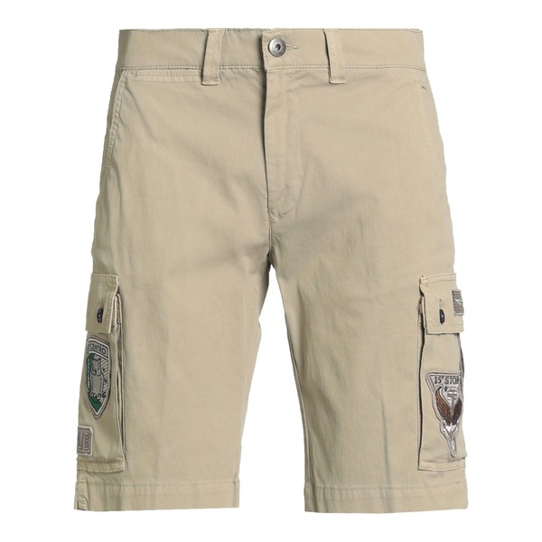 【送料無料】 アエロナウティカ ミリターレ メンズ カジュアルパンツ ボトムス Shorts & Bermuda Shorts Green｜asty
