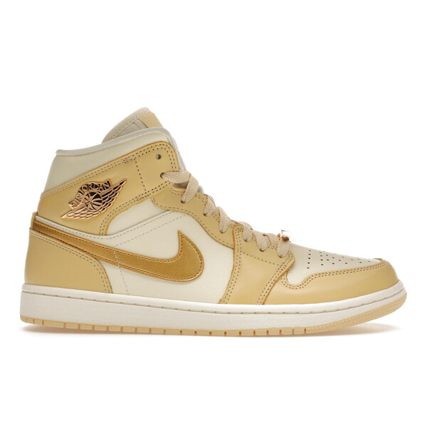 Jordan ジョーダン レディース スニーカー  【Jordan 1 Mid SE Pale Vanilla Metallic Gold (Women\u0027s)】  大きさ US_8.5(25.5糎) Pale Vanilla/Metallic Gold/Coconut Milk/Sail