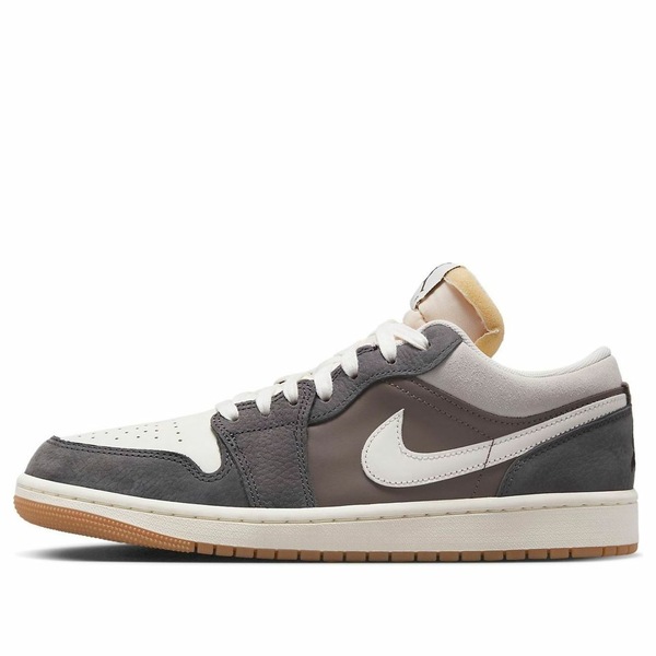Jordan ジョーダン メンズ スニーカー 【Air Jordan 1 Low 'SNKRS Day Korea' FD0399-004】 サイズ US_M_13|asty