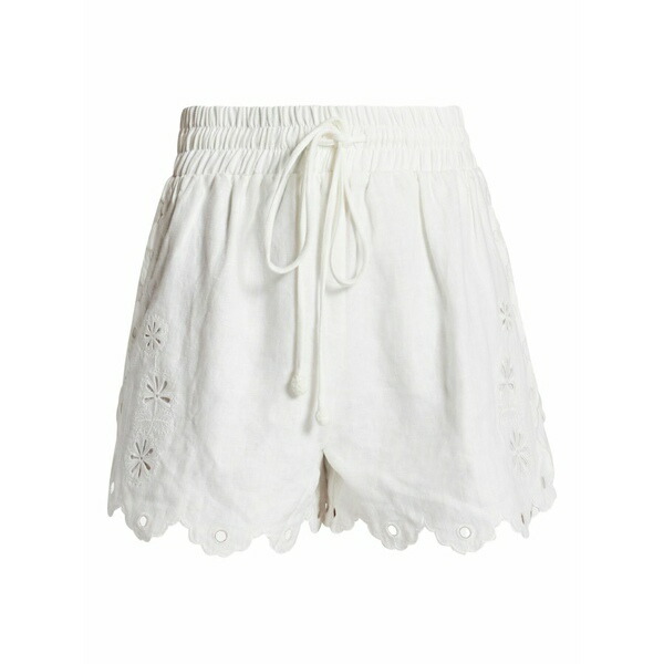 ファーム リオ レディース カジュアルパンツ ボトムス Eyelet-embroidered scalloped-hem shorts White