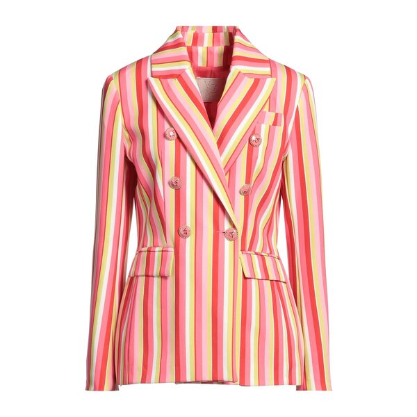 【貨物輸送無料】 イエスズィーバイエッセンツァ レディース 上衣＆上衣 アウター Blazers Red